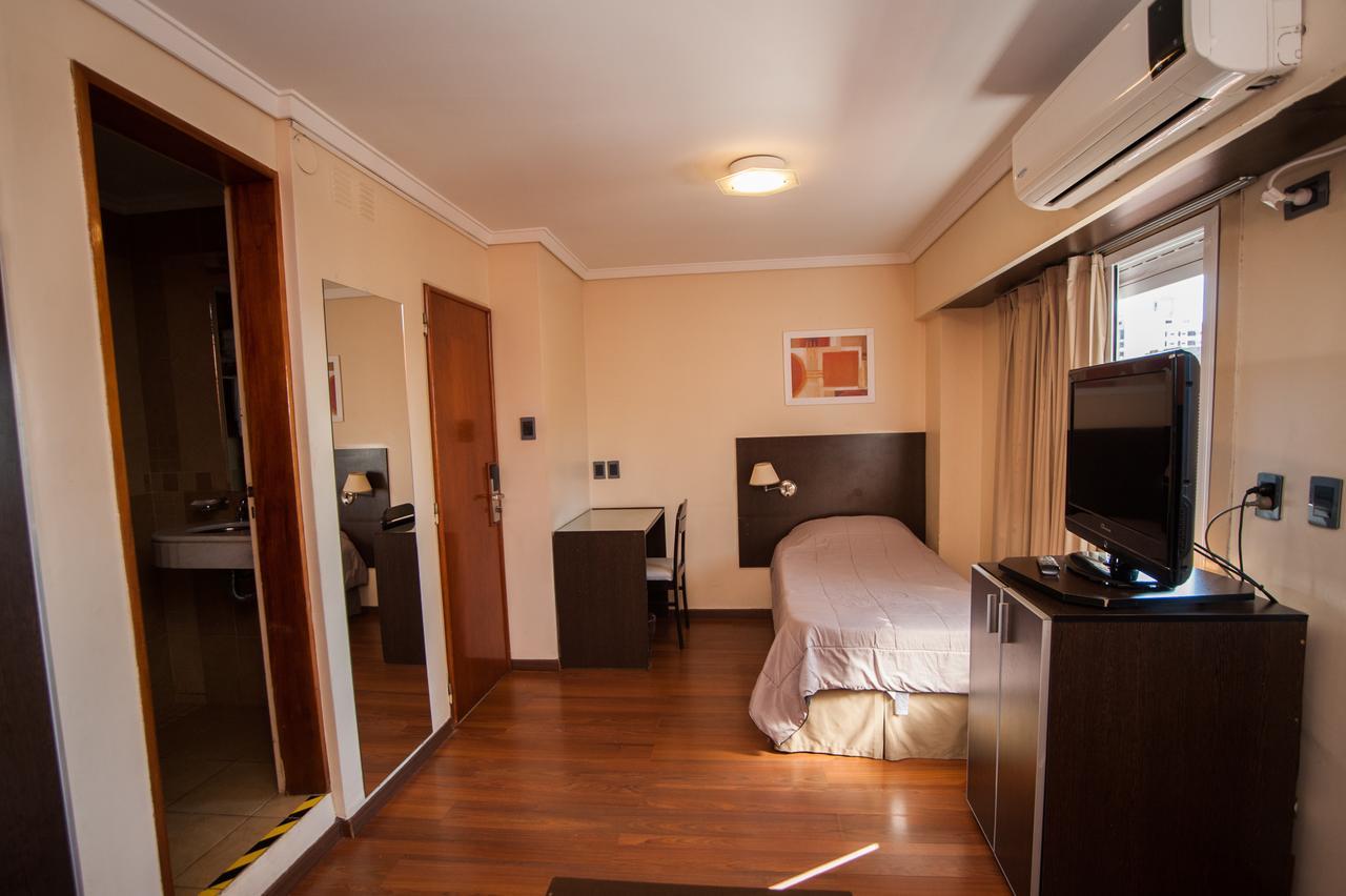 Hotel Posadas Luaran gambar
